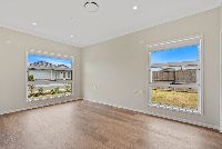 409SHO  PROFESSIONAL PHOTO - LOW RES 3) 20250618095604017