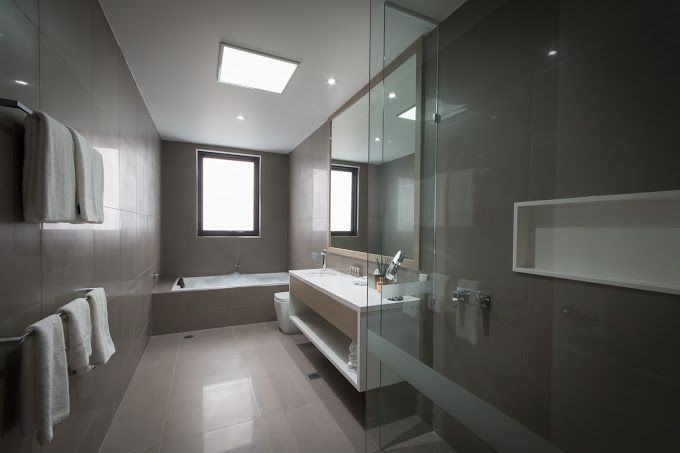 Beachfront Bathroom 301