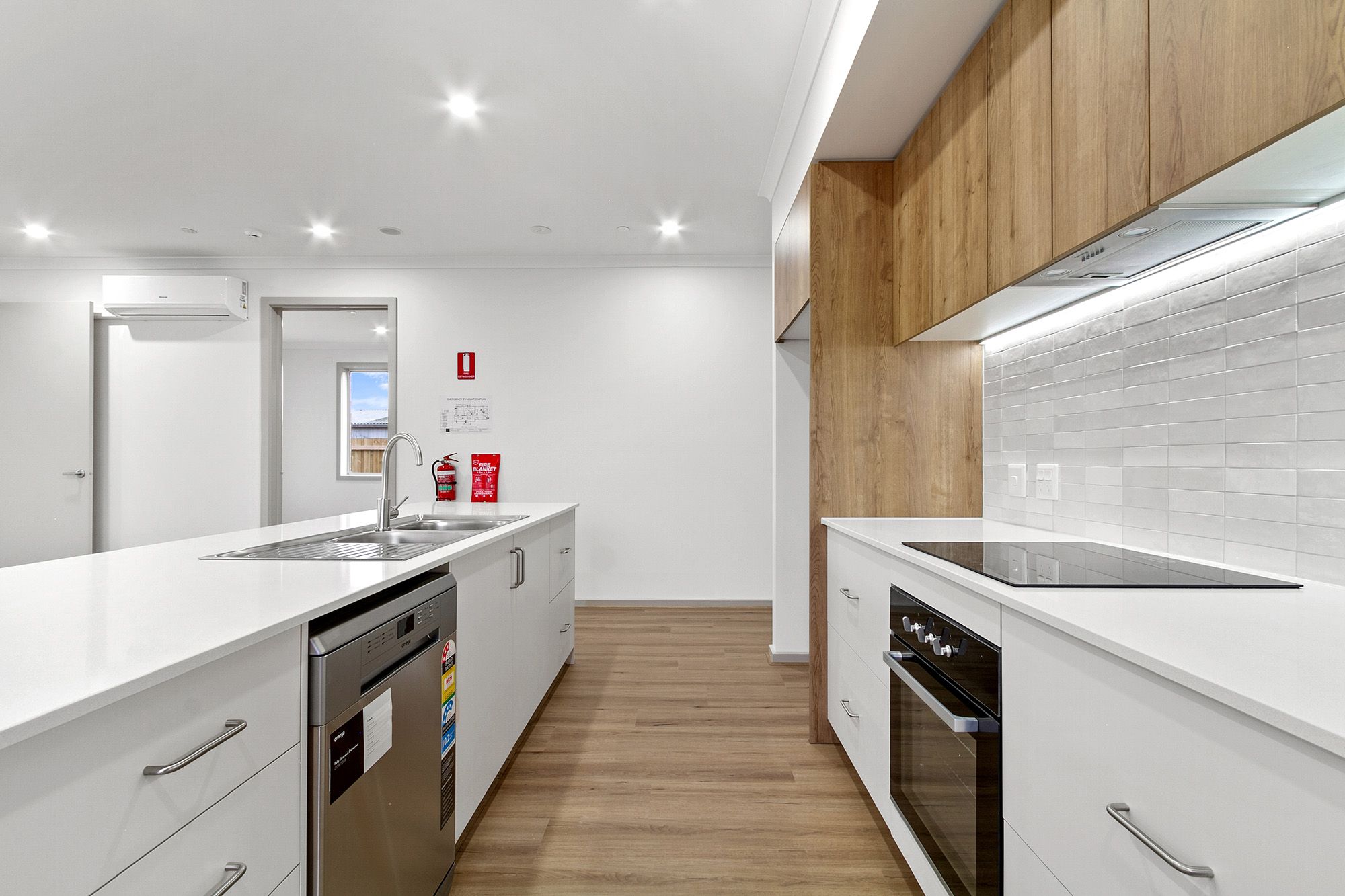 Fairfield 2 Bed Dwelling   Kitchen 3 LR No Logo