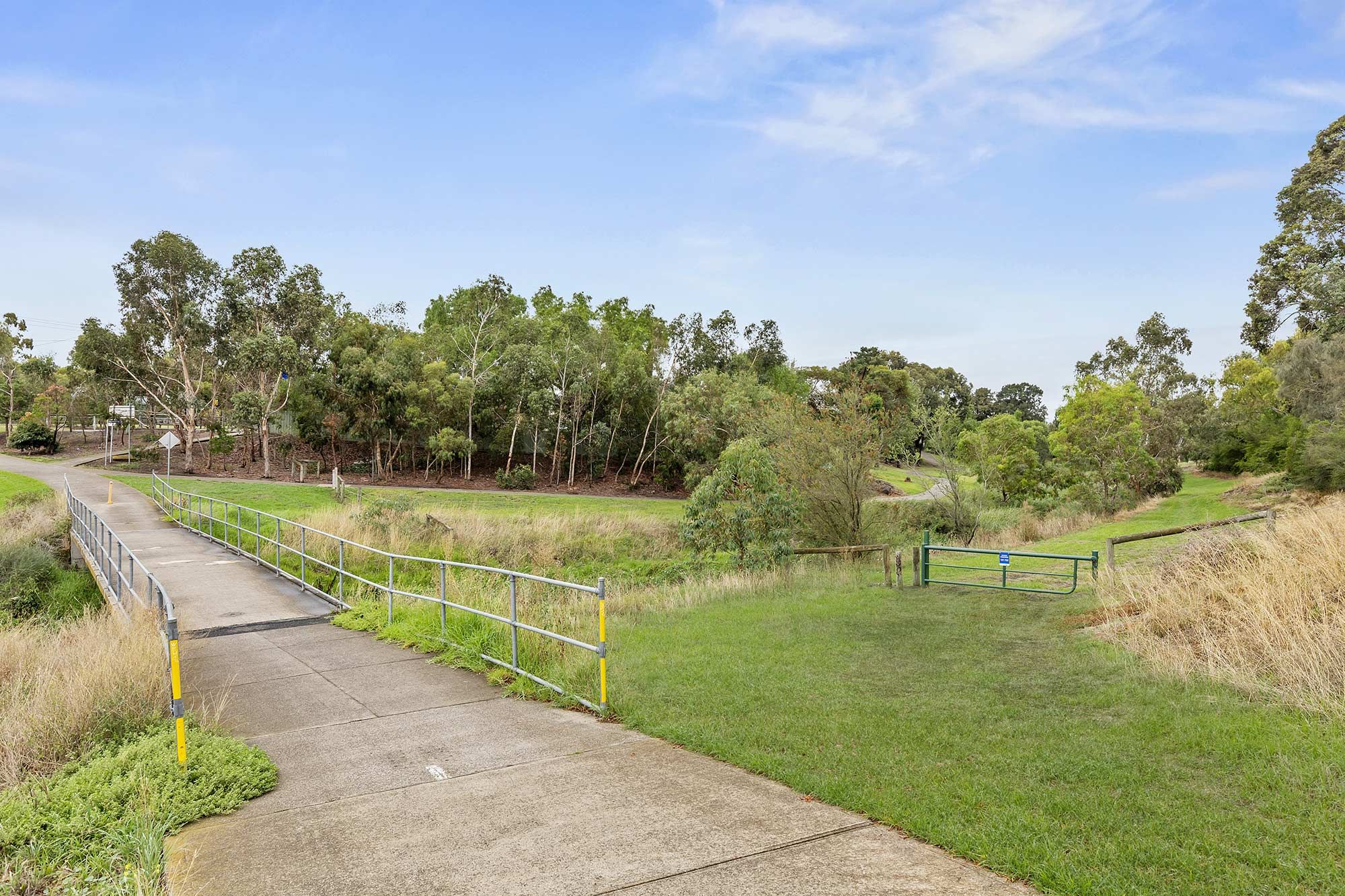 Ardeer   Kororoit Creek Trail 2 LR No Logo