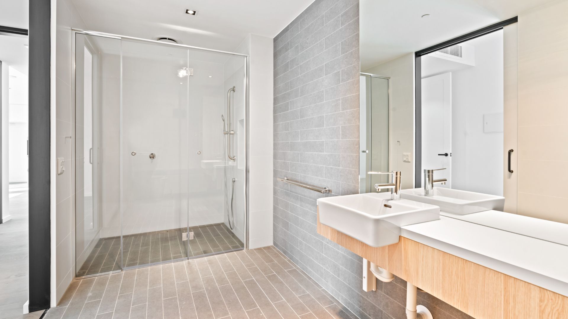 norwood green_bathroom_2