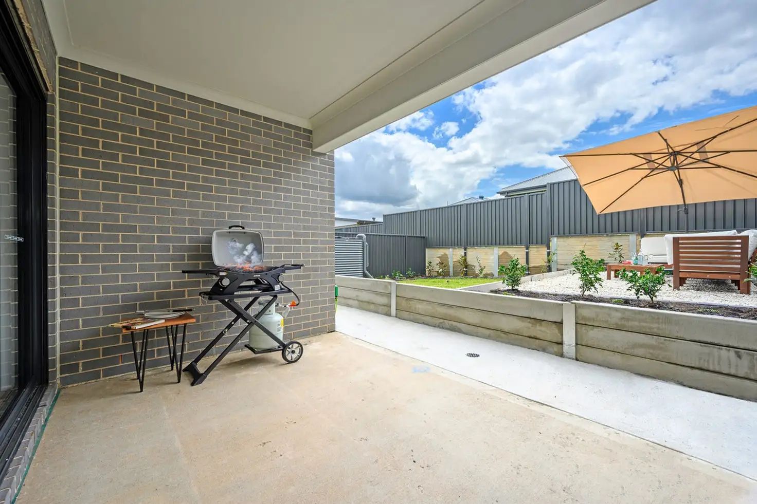 l AgentBox-11899961-13