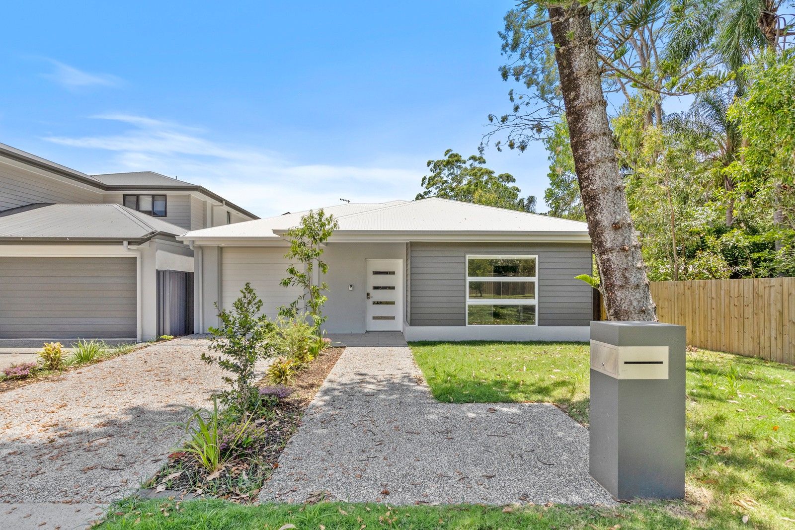 6a9bf5b7 0cf8-4ac8-a978-2c454634de6d