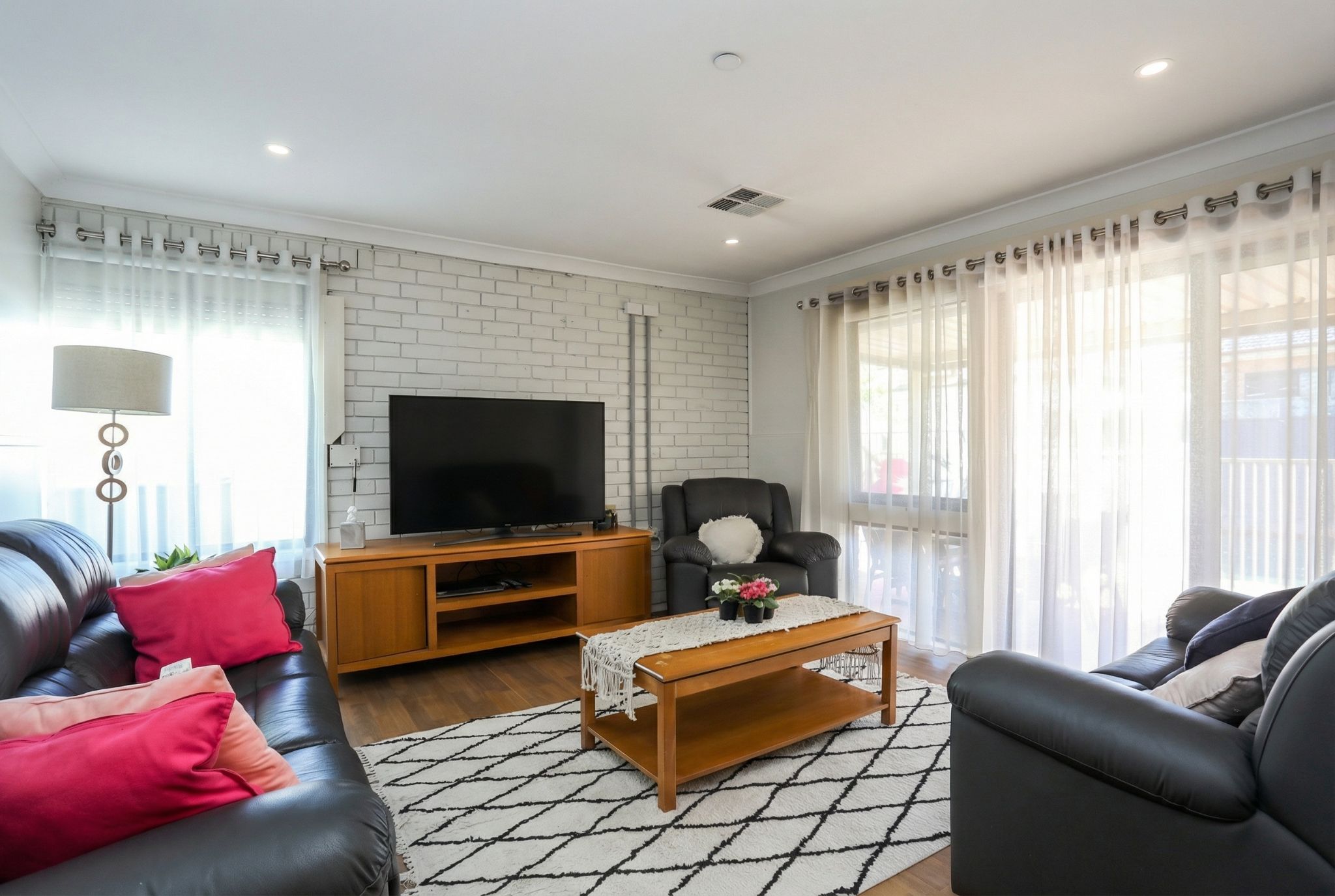 lounge 2