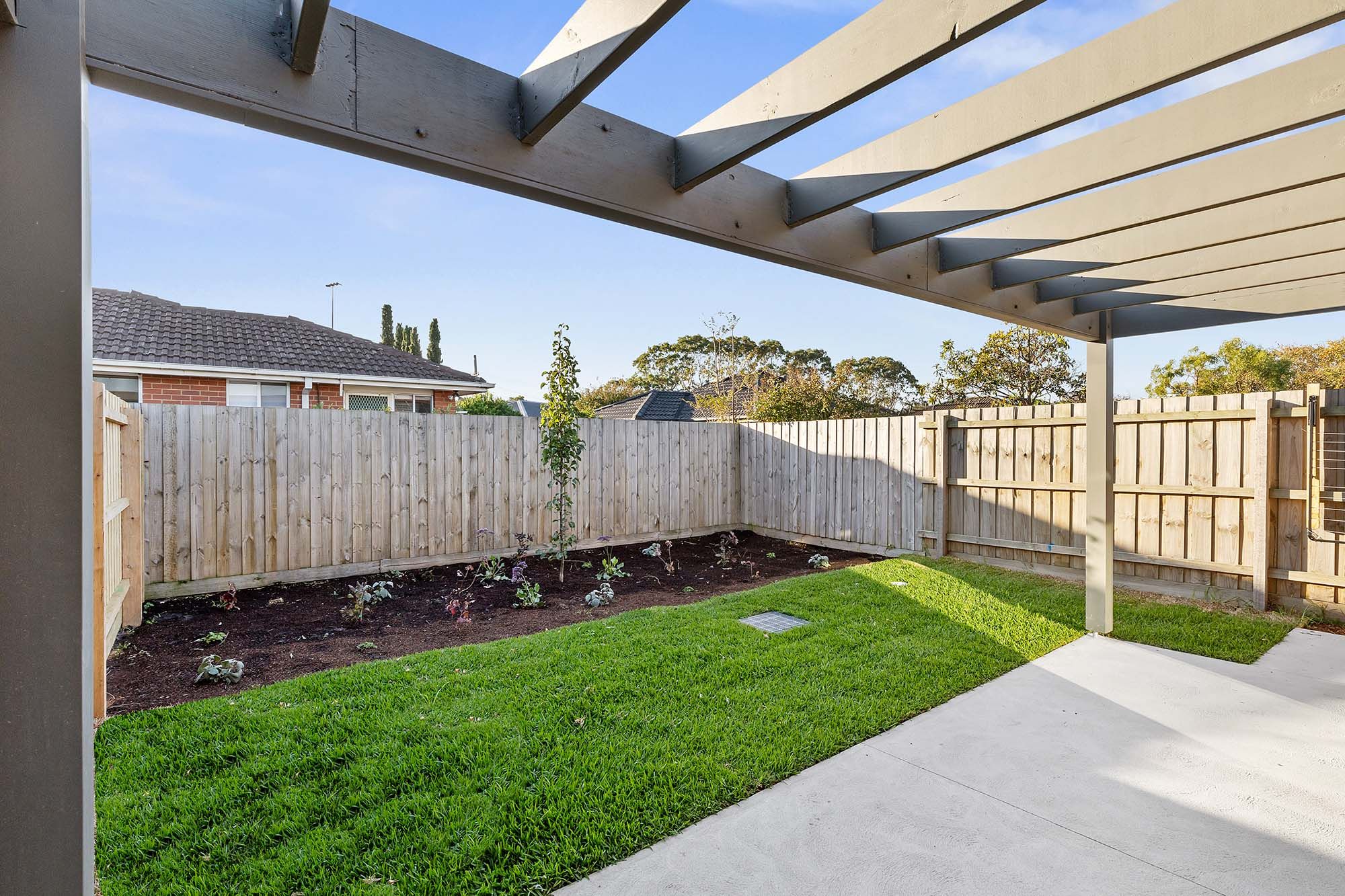 Sherwood   Alfresco onto Backyard 2 LR No Logo