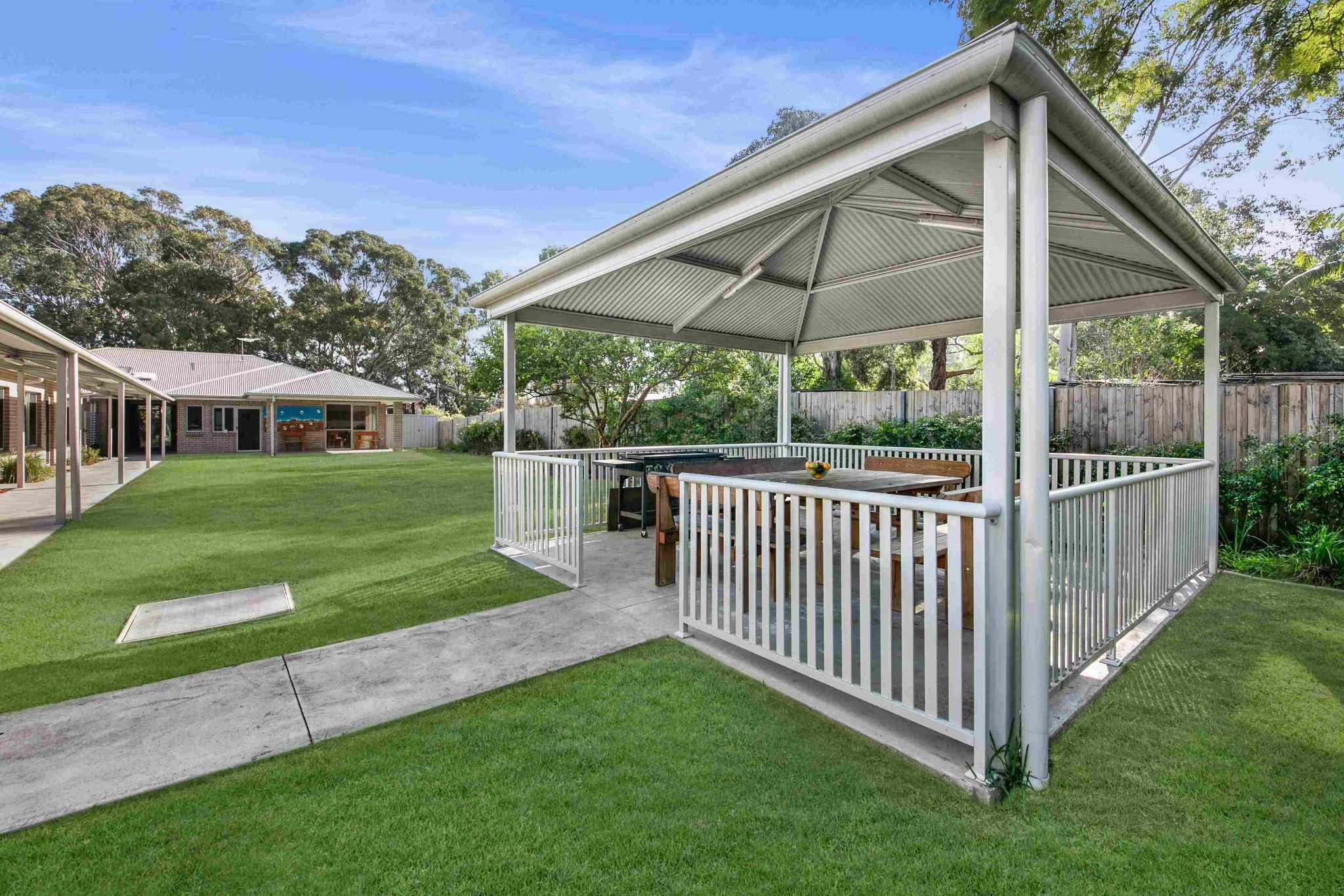 Fairfield 0344-backyard-pergola(1)