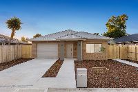 67620b67b1792a8f8bb16d6d Jillian (7) - Facade 1 Dusk LR No Logo