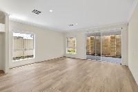 003 Open2view_ID999324-12_Windsor_Way__Waikiki