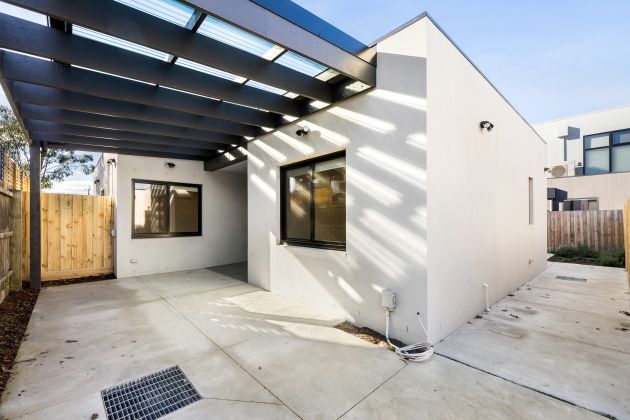 Brixton Carport