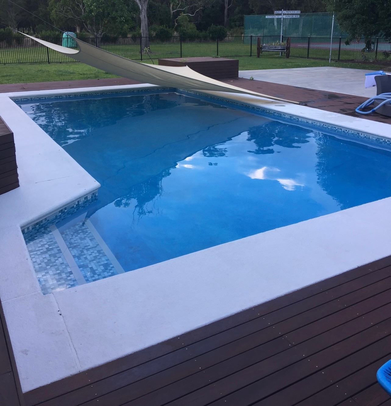 D7FA274D 900F-43F4-9DEA-AC7483780CFA