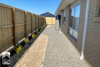 Wollert 24 Wayside Side Yard