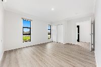 Grandvista Blvd Werribee  7)