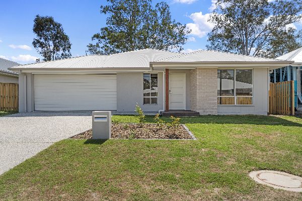 017 Open2view_ID905888-30_Cypress_Circuit__Fernvale