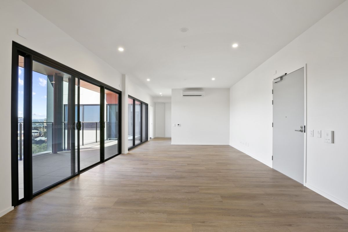1003 living area 2
