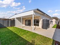 Nixon   Backyard 1 HR No Logo