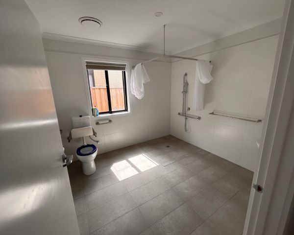 Galah Chase   Bathroom 1