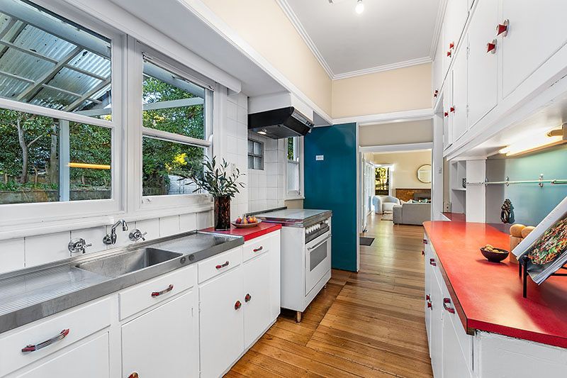 qvez5bg8p9uegzlruo8m  1)