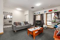 VICNWM C Lounge Bathroom