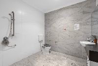 008 Open2view_ID912121-4_15_Empress_St_Centenary_Heights