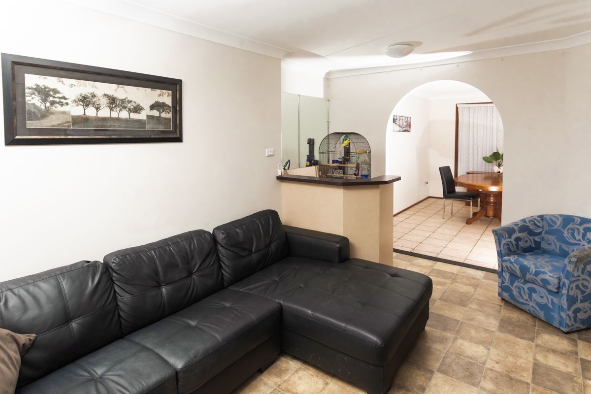 SIL023 LR_Budgewoi_living area 4