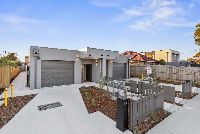 Sherwood   Facade Left 1 LR No Logo