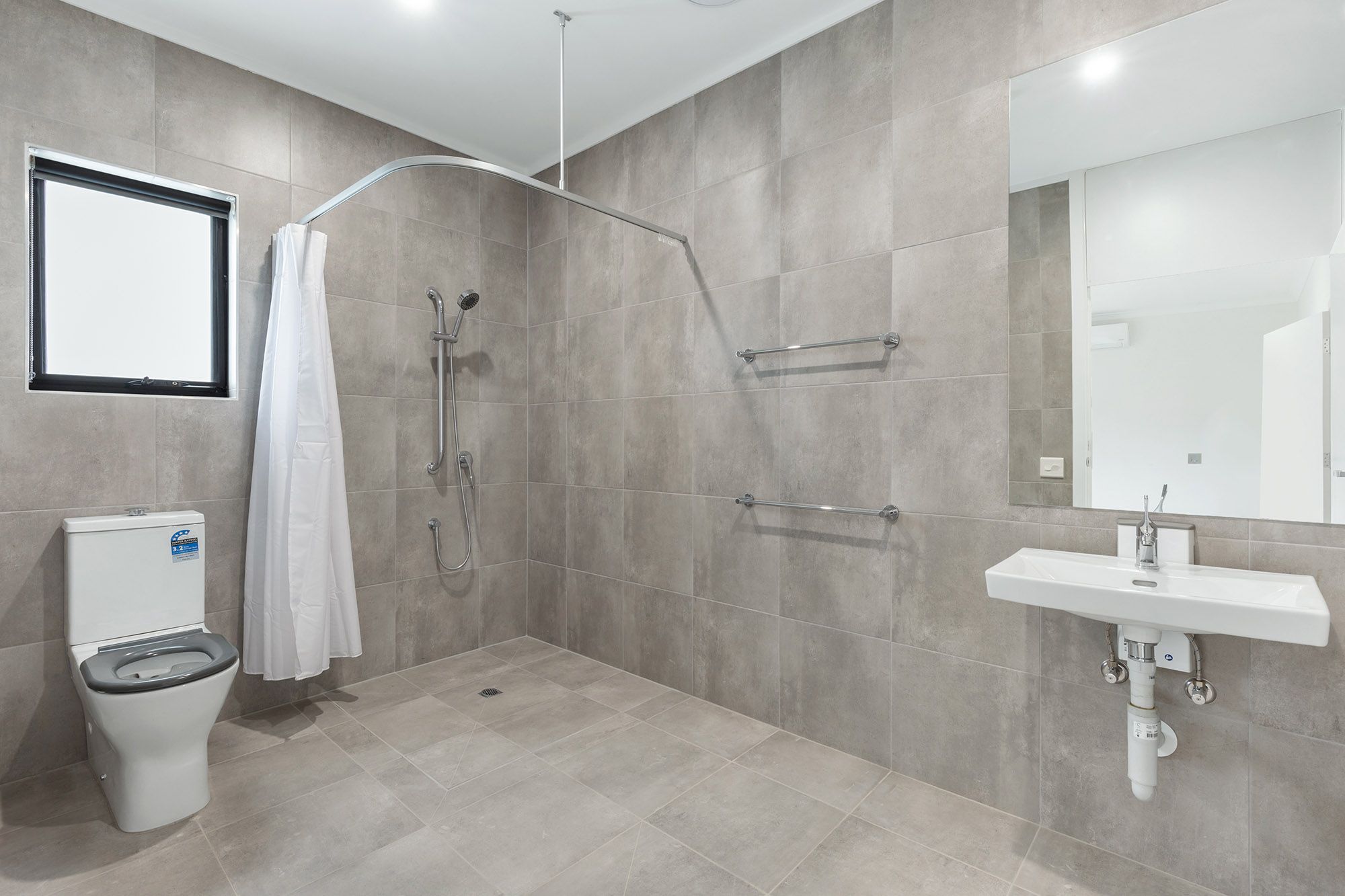 Bellbrae   Ensuite 1 LR No Logo