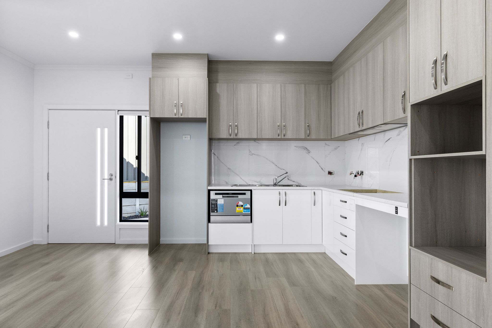 IN HOUSE IMAGING_052561