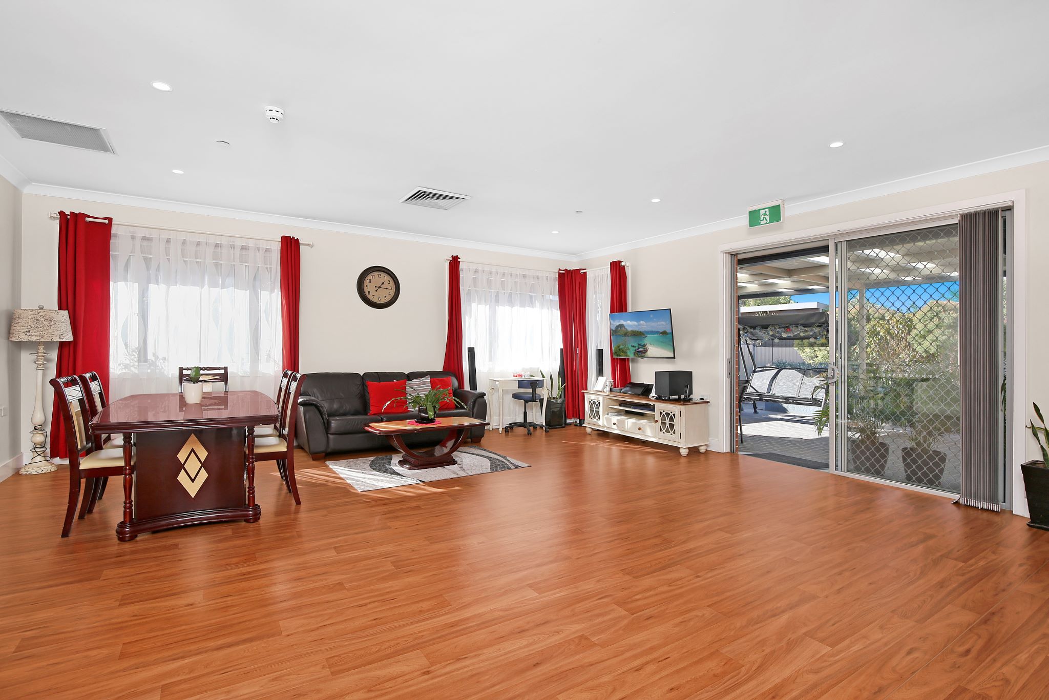 Lounge room  hi res_4