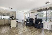 St Marys   3a Merriton Ave - 05 - blurred