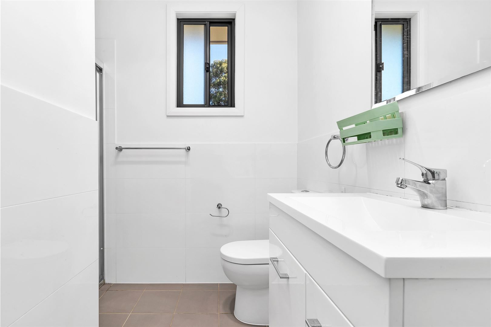 2016949733 13_1_210420_112558-w1620-h1080