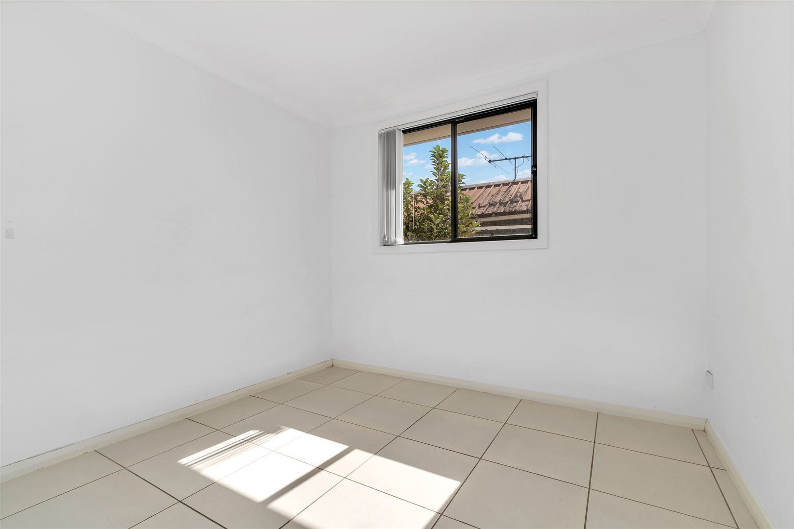 2016949733 14_1_210420_112558-w1620-h1080