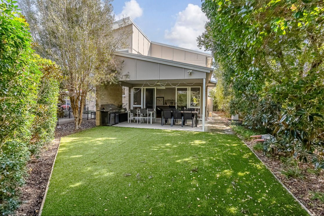 Hooker St Backyard