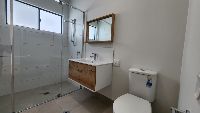 9   Callistemon Cres 27 -  Bathroom