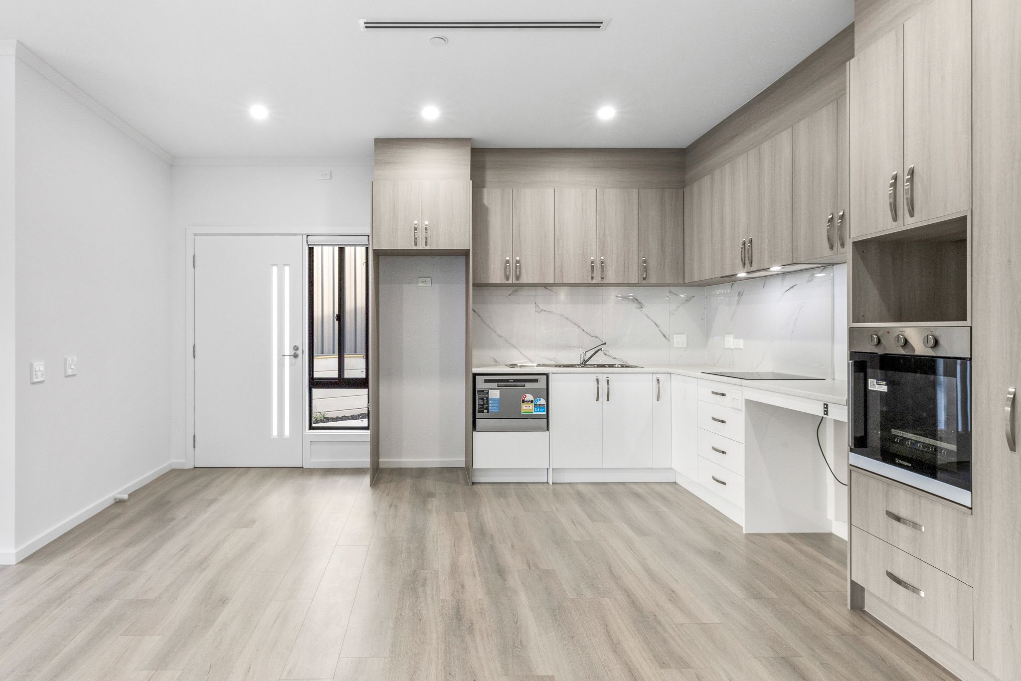 IN HOUSE IMAGING_052560