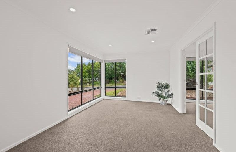 living room onkapringa hills
