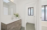 bathroom onkaringa hills