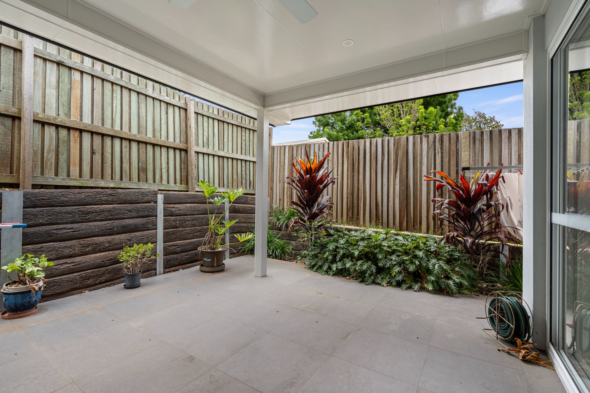 015 Open2view_ID912121-4_15_Empress_St_Centenary_Heights