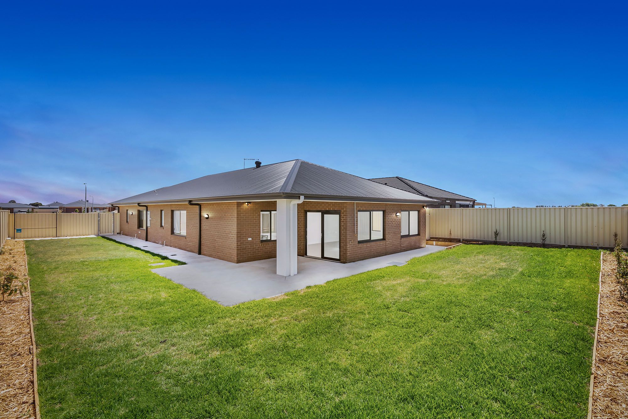 Sandringham   Backyard 1 Dusk LR No Logo