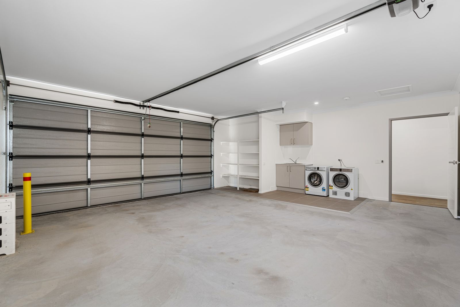 015 Open2view_ID965280-18_37_Stuart_St_Goodna