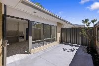 Frankston Courtyard 2