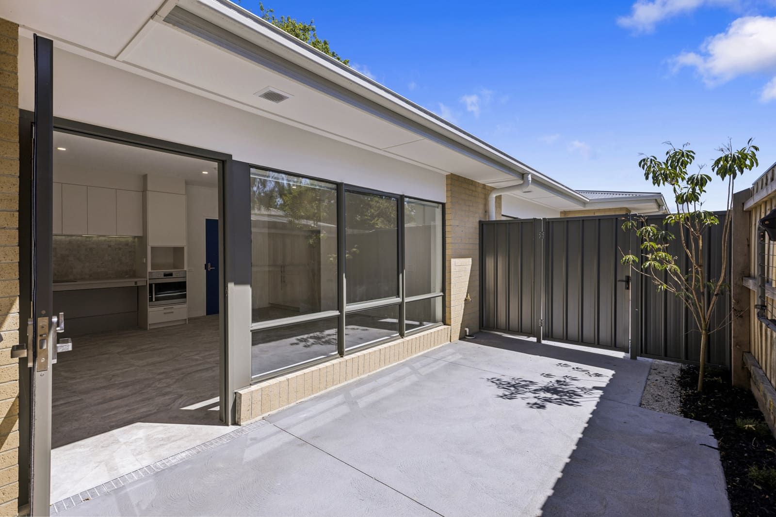 Frankston Courtyard 2