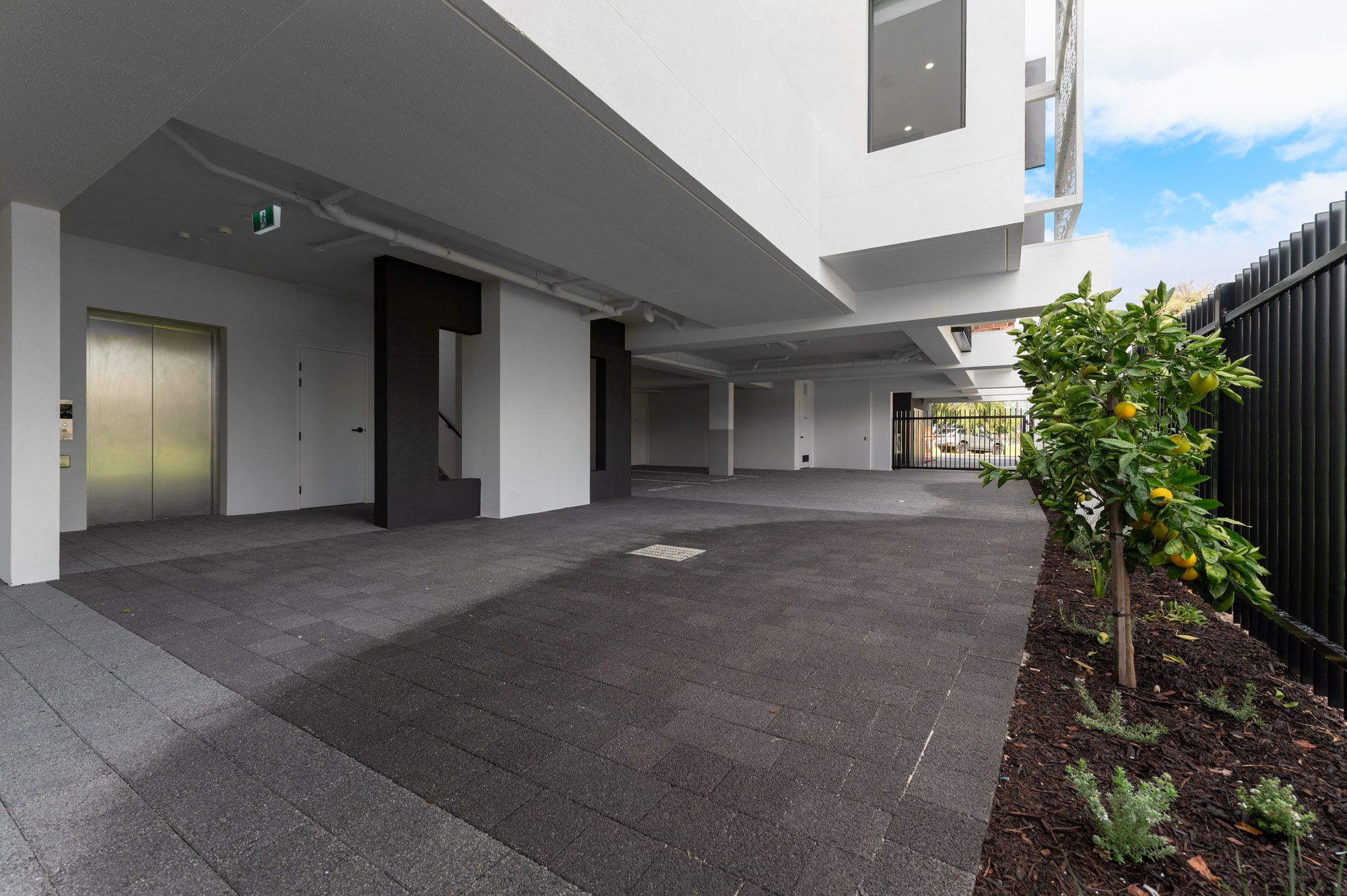 1 Mangini St  Morley- (46)