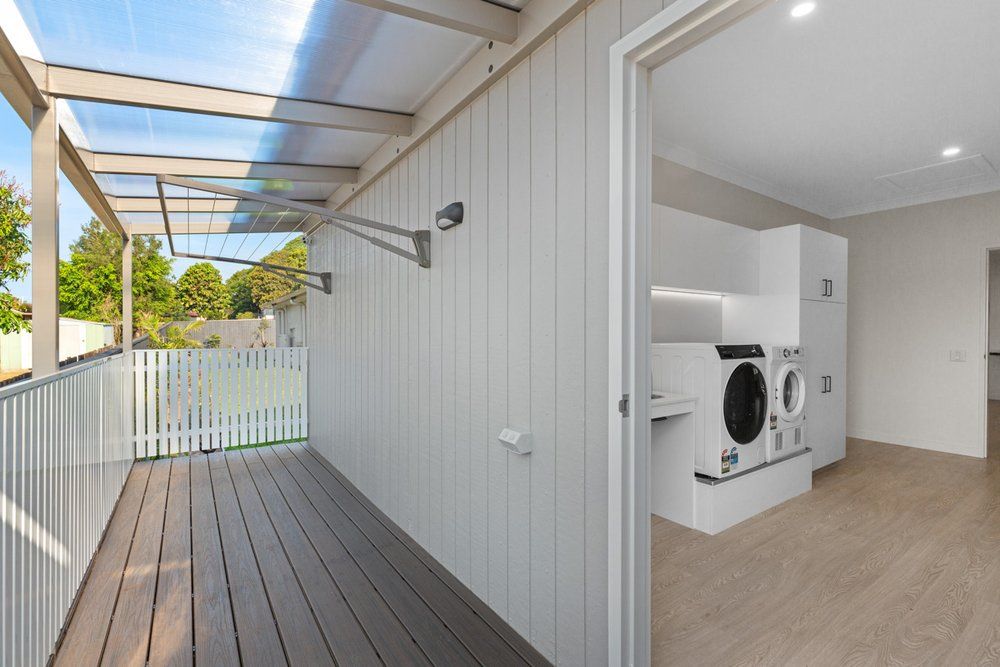 Easy access to washing line