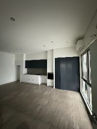 Image  14)