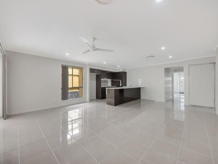 Berkingham 21   dining room