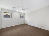 Berkingham 21   master bedroom