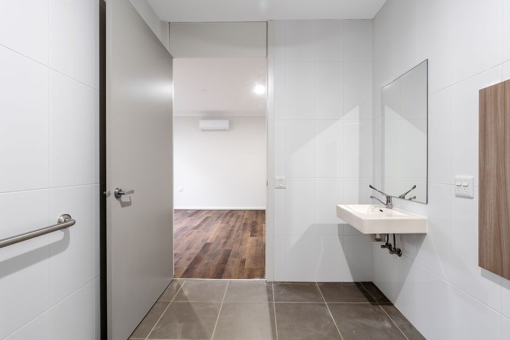 Worthing   1-bed - 13