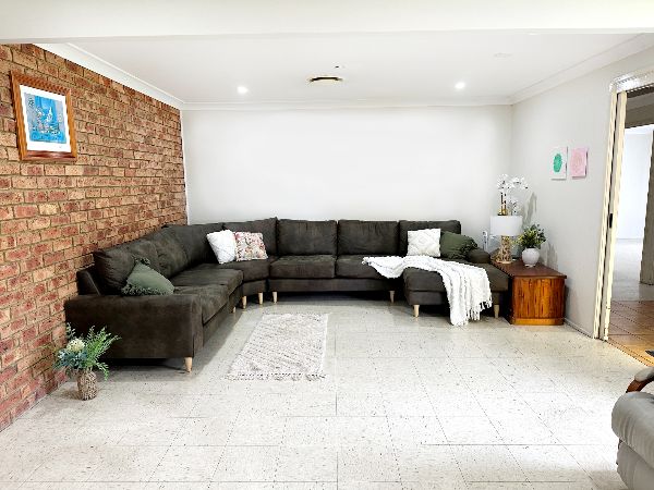 2025 Yala_Bangor_11-405_living2