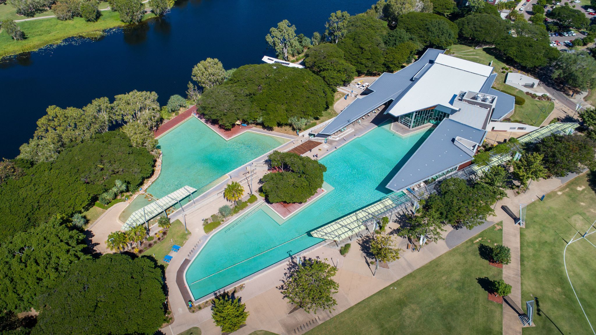 4e25906eb32ba2d959048df9b33c2d89