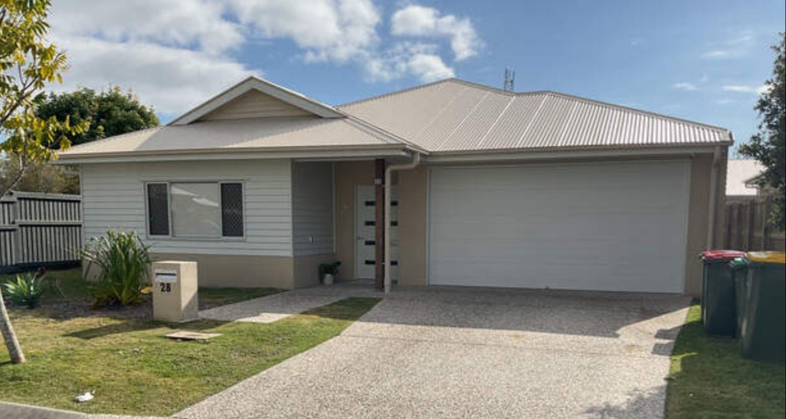 1   Berry Tce 28 - Front